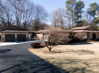 112 Derby Ln, Calhoun, GA 30701