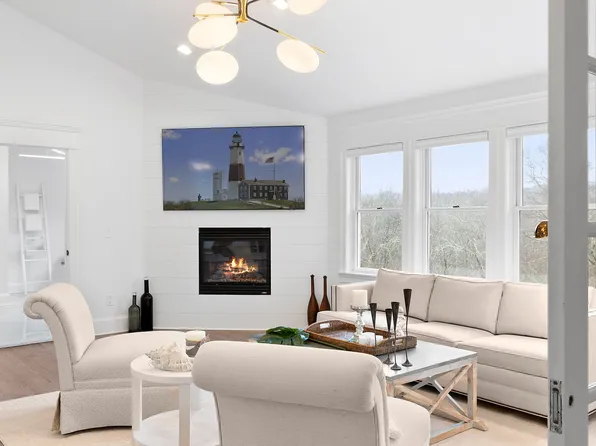 1106 N Sea Rd, Southampton, NY 11968