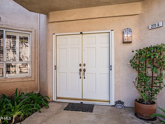 4th image of 271 Fieldstone Way APT A