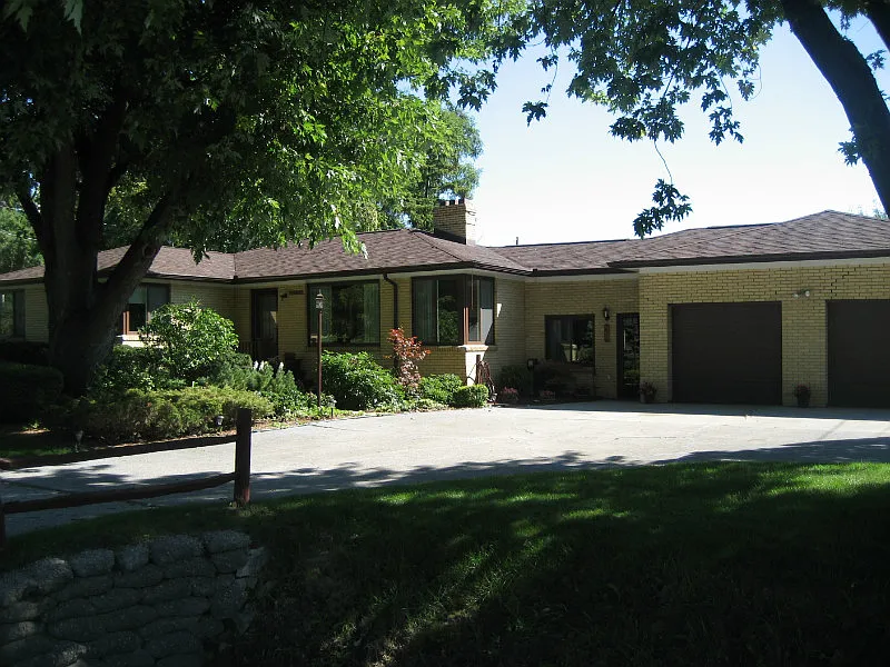 5476 Baxman Rd photo 1