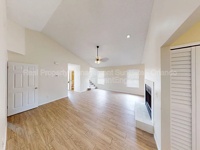 10025 Creekwater Blvd — Photo 16