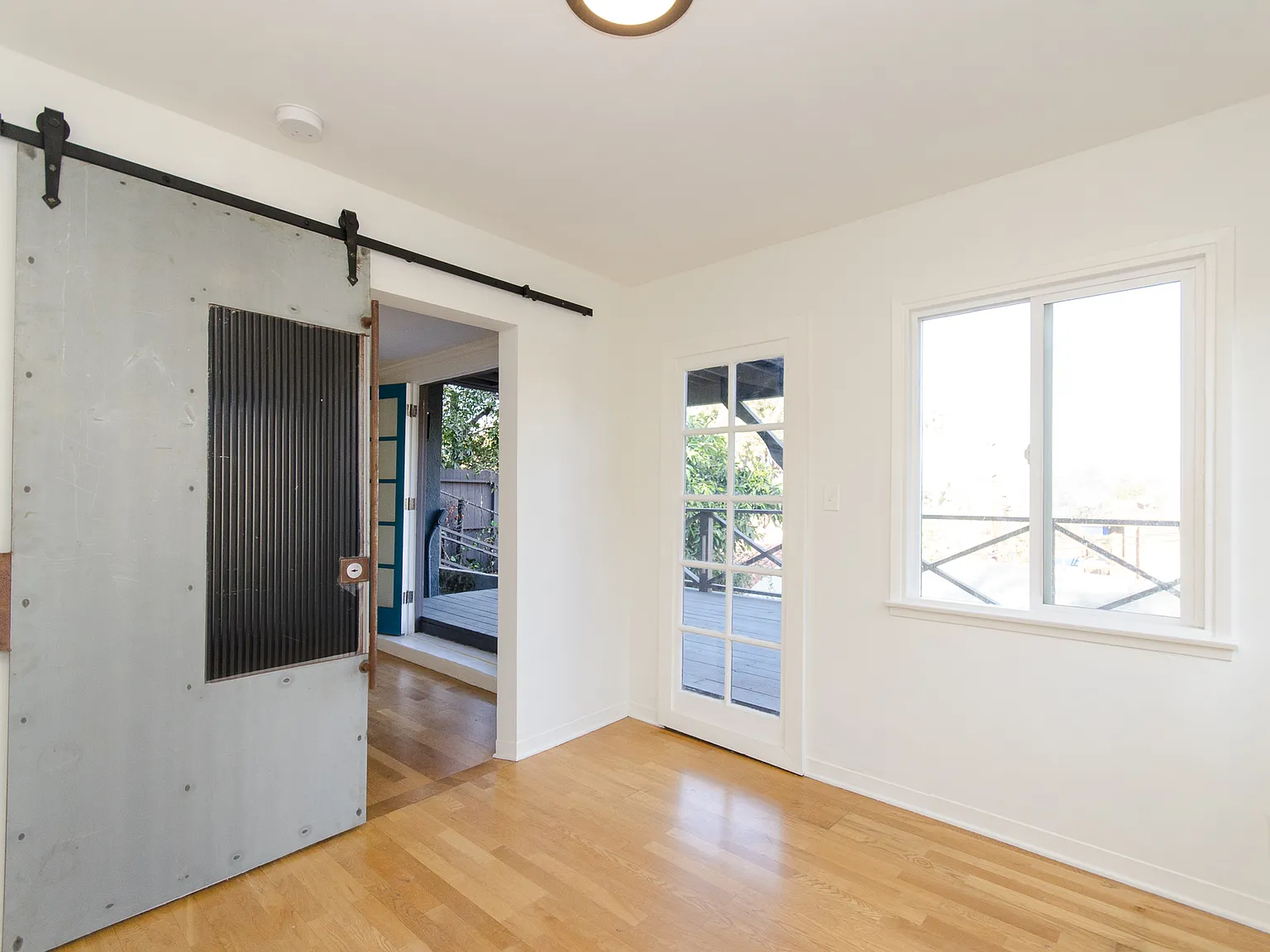 2247 Glendale Boulevard - 2249 — Photo 4