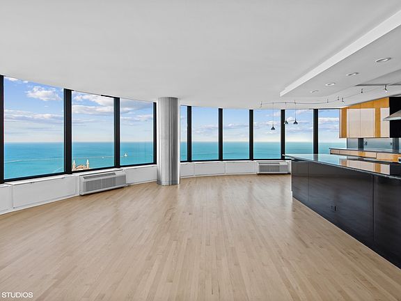 5th image of 505 N Lake Shore Dr APT 4706