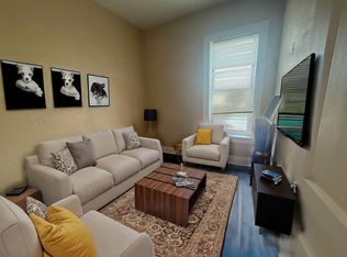 500 W Maple St, Milwaukee, WI 53204