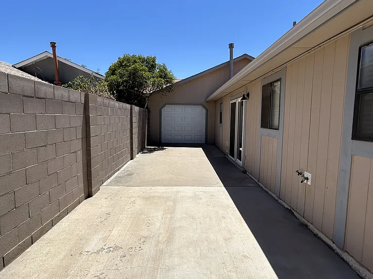 1974 Castillo Dr SW — Photo 30