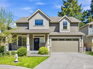 7326 NE 201st Place, Kenmore, WA 98028