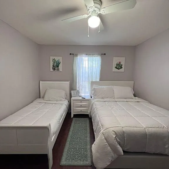 411 S 48th St — Photo 17