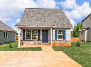 549 Molly Parker Ln, Spartanburg, SC 29301