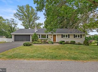 1710 Pennsylvania Ave, Lancaster, PA 17602