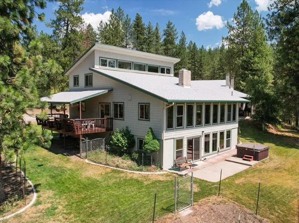 14307 E Cooper Rd, Mead, WA 99021