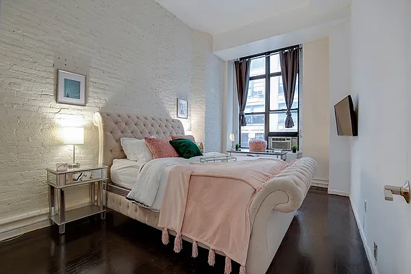 Rented by Voro NYC | media 5