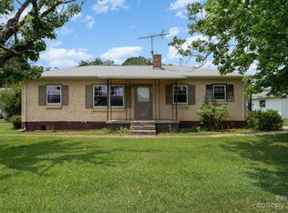 106 Bennett Rd, Stony Point, NC 28678