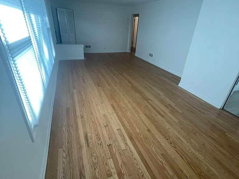 9521 Kildare Ave — Photo 15