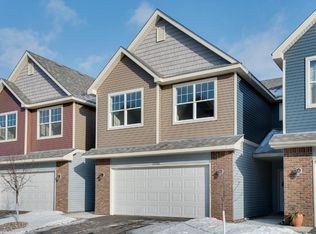 12222 River Valley Dr, Burnsville, MN 55337