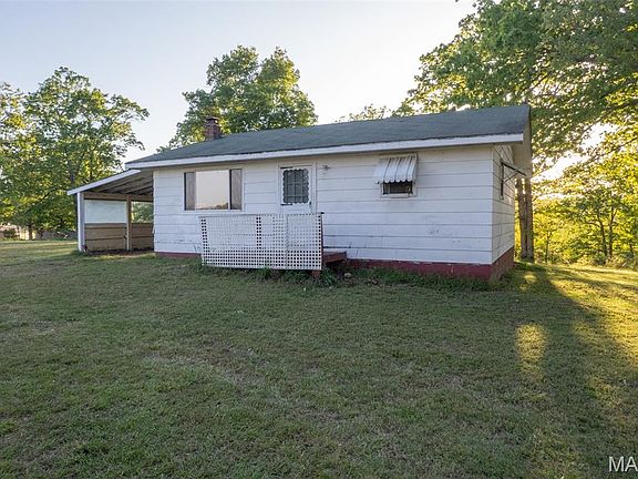 3rd image of 1619 County Road 523