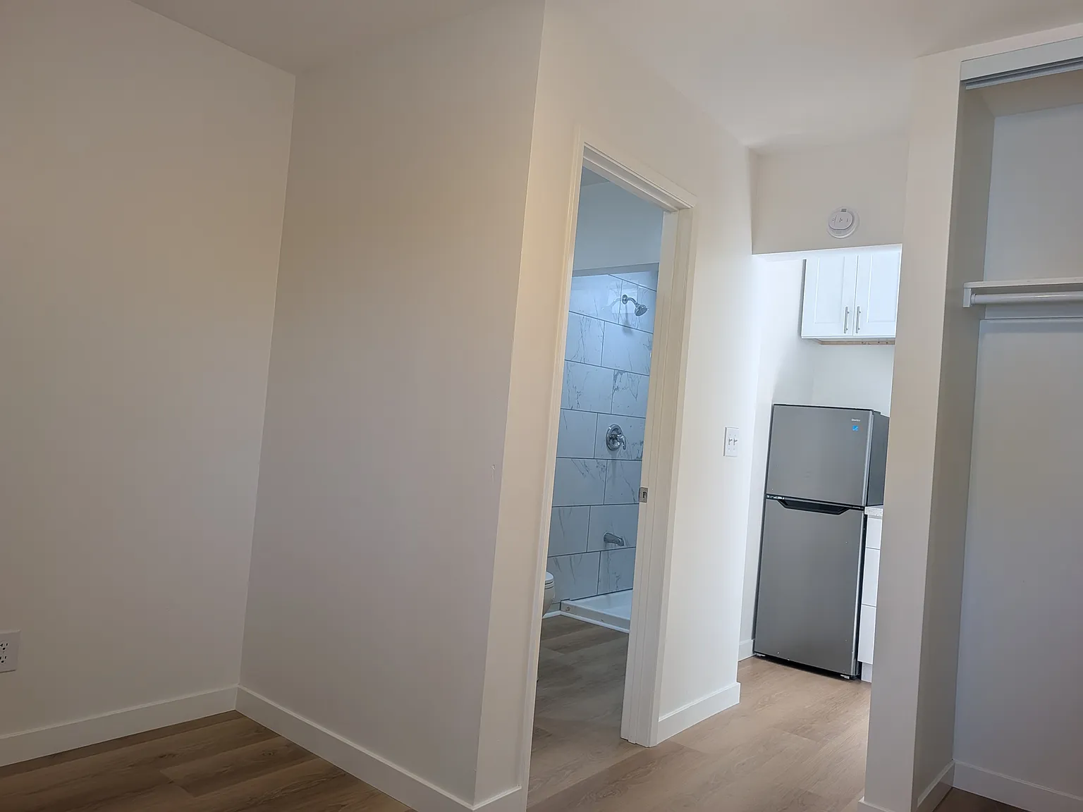 Studio, 350 sqft, $1,595 — Photo 4