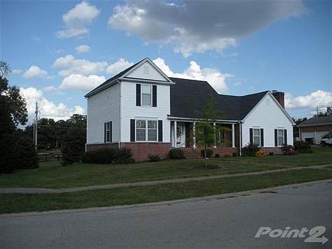 2nd image of 223 Fairway Dr