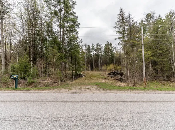 1023 Sparrow Lake D Rte #D, Gravenhurst, ON P0E 1G0