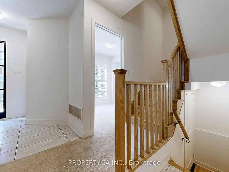 13 Mogul Rd — Photo 23