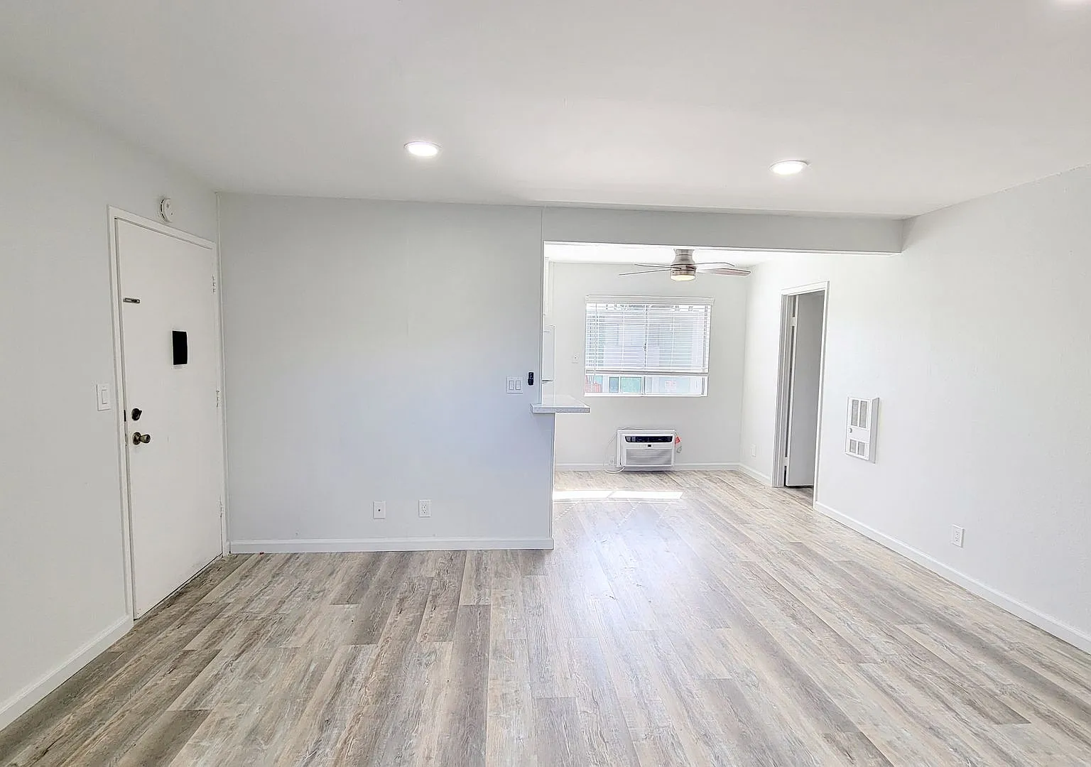 1018 Lexington_Bb — Photo 2