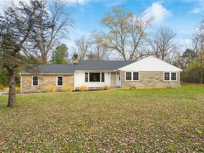185 S Main St, Hudson, OH, 44236