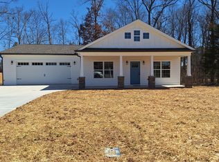 716 Brenda Ave, Loretto, TN 38469