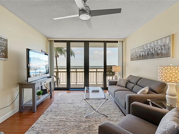 3rd image of 180 Seaview Ct APT 511