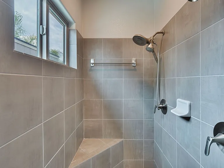 200 Moisant Ct — Photo 22