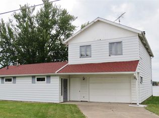 115 Broad St, Sabula, IA 52070