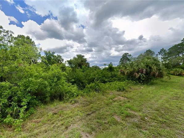 620 Lombardy Ct, Lehigh Acres, FL 33972