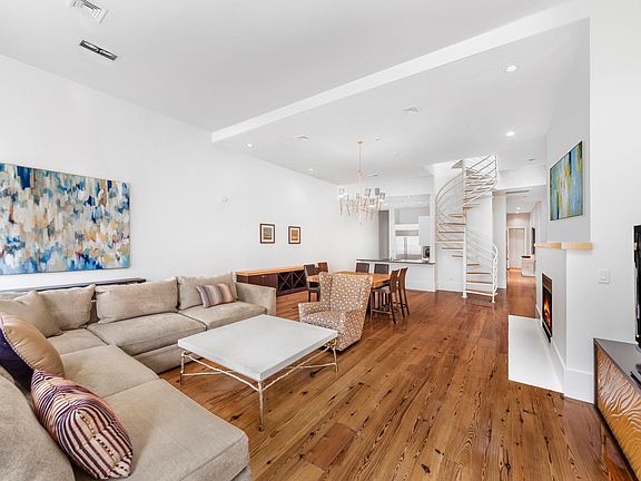 4th image of 129 Duane St APT 5D