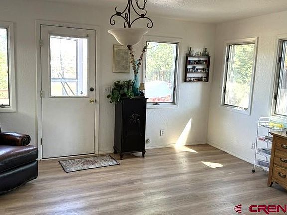 4th image of 616 Alameda Drive