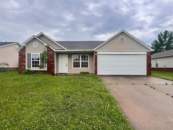 1011 W 23rd St N, Claremore, OK 74017