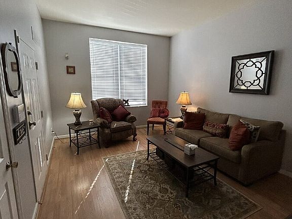 2nd image of 5071 Washington Pl #A
