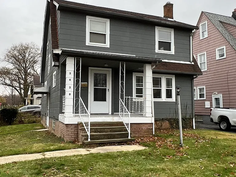 3430 Winsford Rd — Photo 1