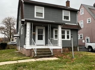 3430 Winsford Rd, Cleveland Heights, OH 44112
