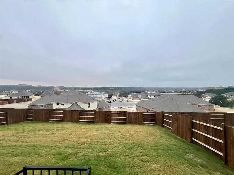 400 Barton Run Dr — Photo 16
