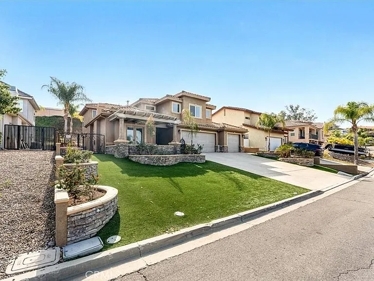 23889 Cruise Circle Dr — Photo 1