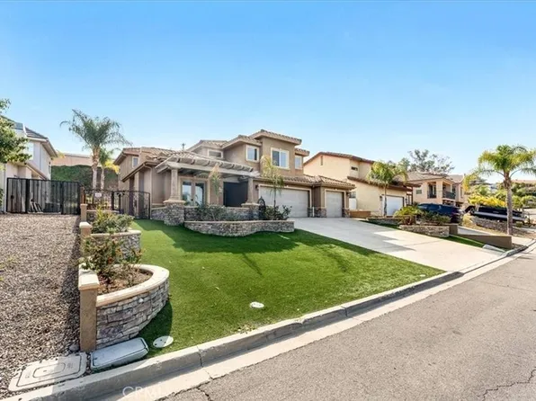 23889 Cruise Circle Dr, Canyon Lake, CA 92587