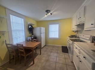 1119 Broadway St #J-2, Galveston, TX 77550