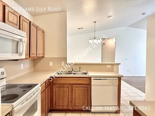 2500 Flame Lily Rd — Photo 19