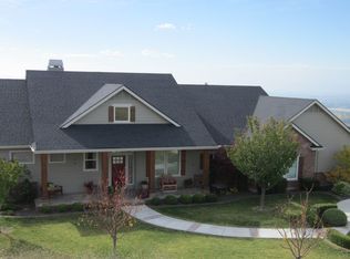 2053 Horseshoe Dr, Emmett, ID 83617