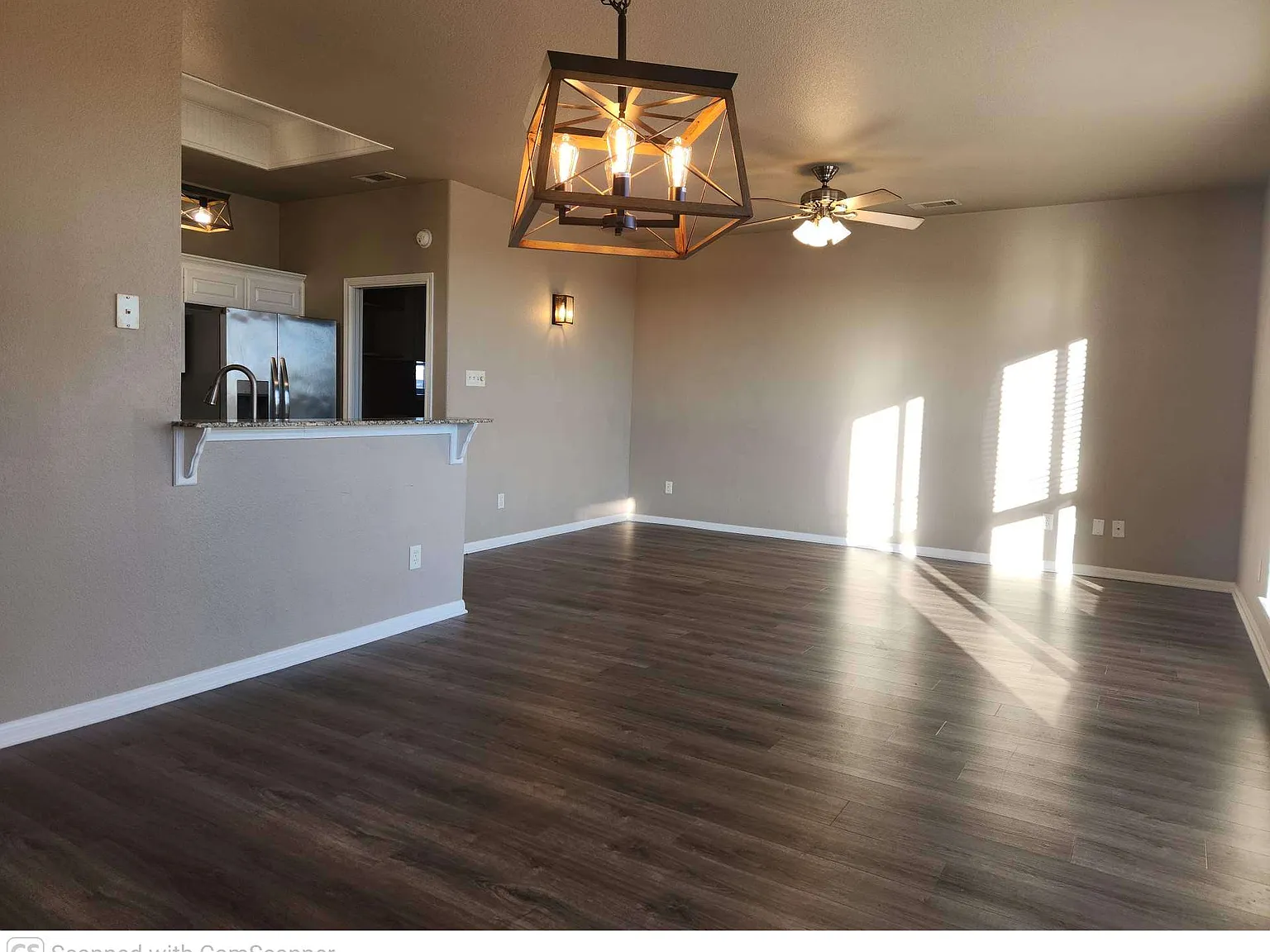 Executive 4 Bed, 3 Bath Home in Copperas Cove — Photo 4