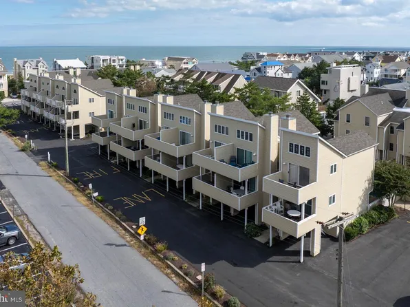 40118 N Carolina Ave, Fenwick Island, DE 19944