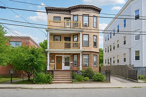 154 Glen St #2 Photo 1