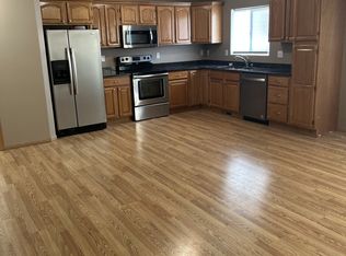 4221 51st St S #1, Fargo, ND 58104