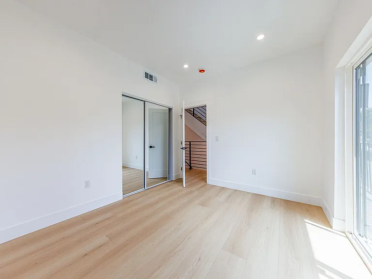 1063 S. Corning St. — Photo 58