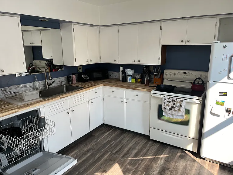 120 W Channing Ave #2 — Photo 2