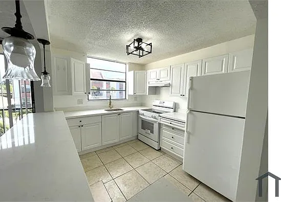 1788 NW 55th Ave #204