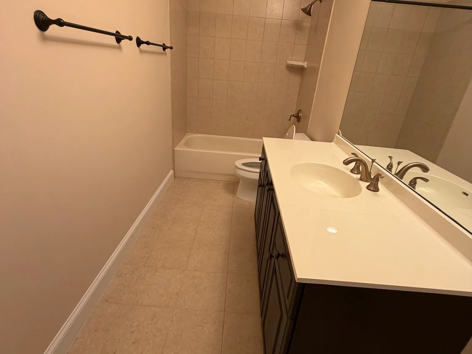 11379 Seneca Knoll Dr — Photo 1